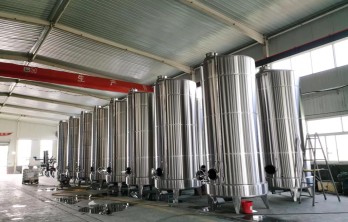 10,000L  Wine fermenter / Wine fermentation tank with insulation layer