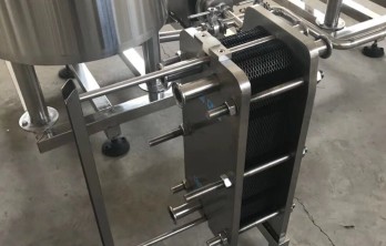 Industrial plate heat exchanger gasketed are available 5m², 8m², 10m²,15m², 20m²