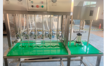 Semi Automatic PET Bottle Filling and Capping Machine Isobaric Filler Capper